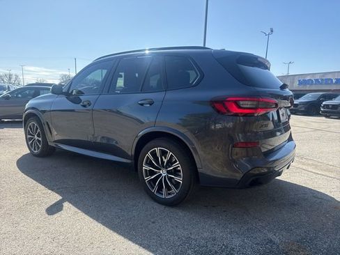 Used 2021 BMW X5 xDrive40i w/ M Sport Package image 4