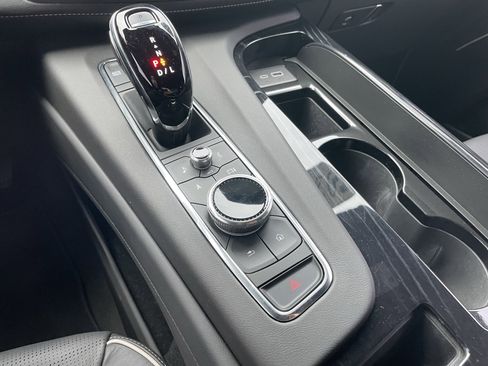 Used 2024 Cadillac Escalade Sport w/ LPO, ONYX Package image 20