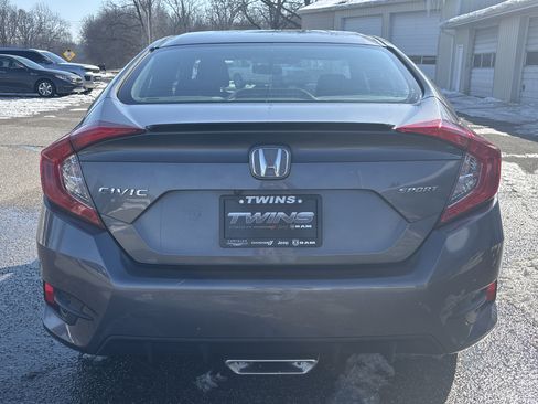 Used 2019 Honda Civic Sport image 4