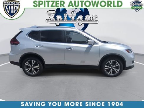 Used 2019 Nissan Rogue SV w/ Premium Package AWD/4WD image 10