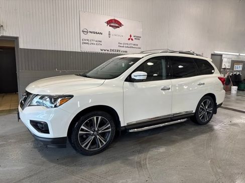 Used 2018 Nissan Pathfinder Platinum w/ Cargo Package AWD/4WD image 6