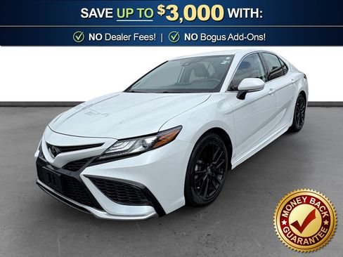 Used 2024 Toyota Camry XSE FWD image 1