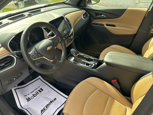 Used 2024 Chevrolet Equinox Premier image 18