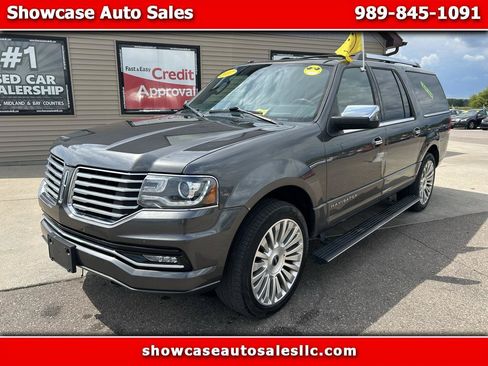 Used 2017 Lincoln Navigator L Reserve AWD/4WD image 1