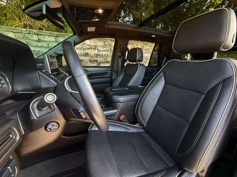 Used 2021 GMC Yukon SLT w/ SLT Luxury Plus Package RWD image 24
