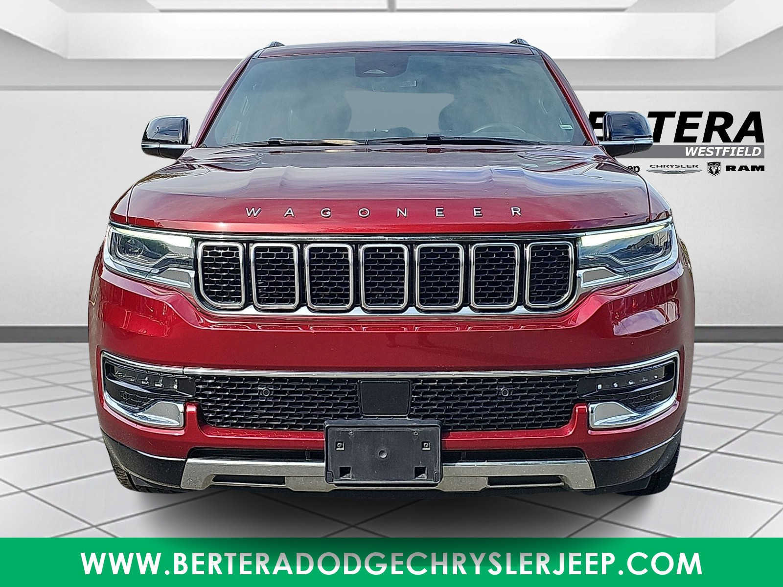 Used 2024 Jeep Wagoneer Series III AWD/4WD image 2