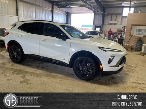 New 2026 Buick Envision Sport Touring image 7