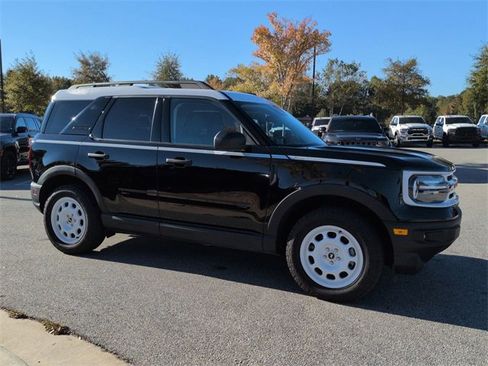 Used 2023 Ford Bronco Sport Heritage w/ Heritage Convenience Package image 2