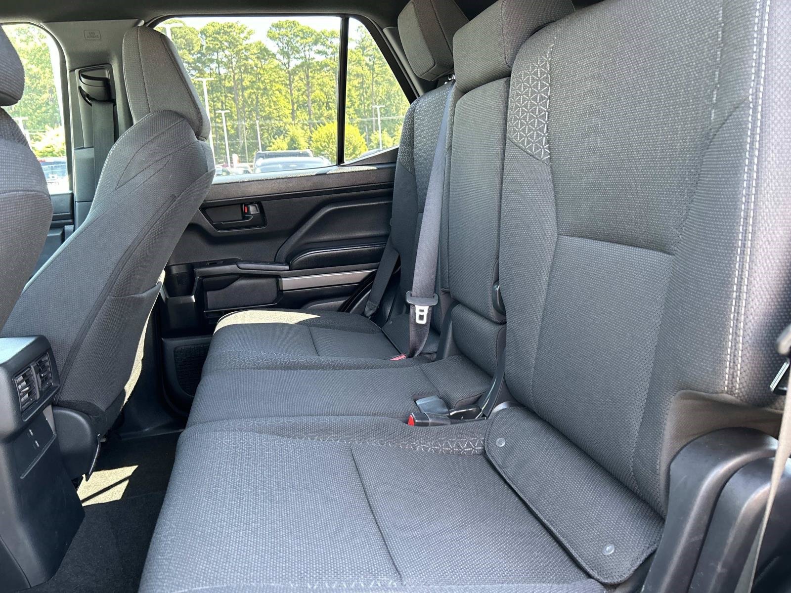 Used 2026 Toyota 4Runner SR5 AWD/4WD image 11