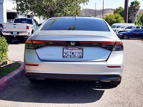 Used 2023 Honda Accord EX image 9