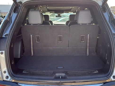 Used 2023 Buick Enclave Essence w/ Experience Buick Package image 28