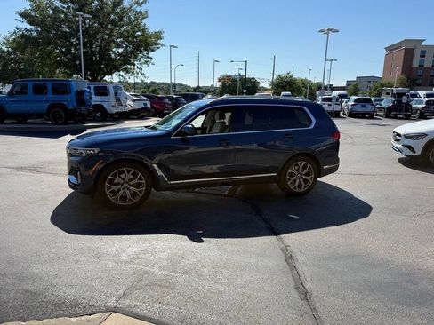 Used 2021 BMW X7 xDrive40i w/ Executive Package AWD/4WD image 4