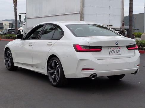 Used 2023 BMW 330i Sedan w/ Driving Assistance Package image 8