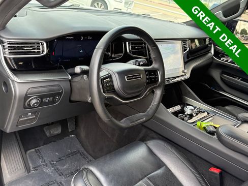 Used 2024 Jeep Grand Wagoneer Series II w/ Quick Order Packagew 28T AWD/4WD image 15