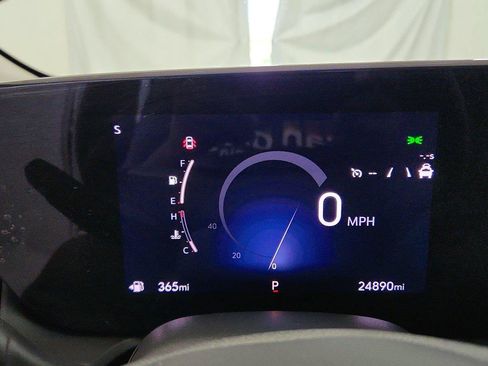Used 2025 Buick Encore GX Preferred FWD image 23