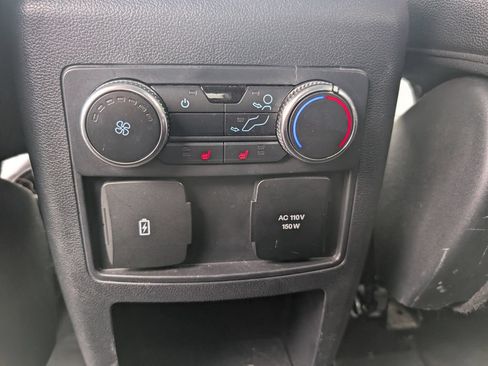 Used 2021 Ford Explorer Limited w/ Equipment Group 301A AWD/4WD image 22