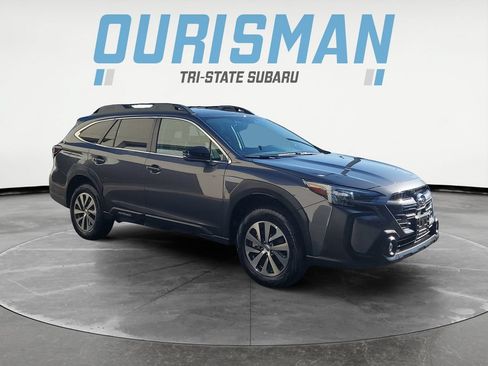 Certified 2025 Subaru Outback Premium AWD/4WD image 1