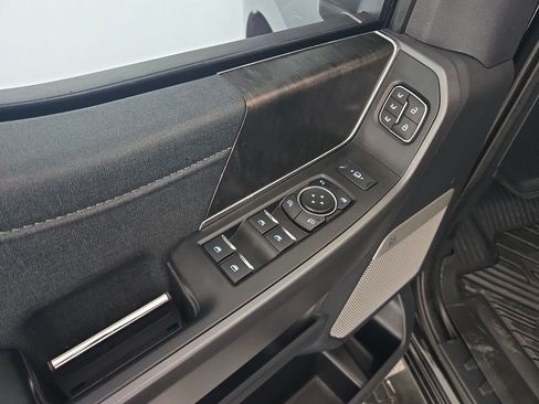 Used 2024 Ford F250 Lariat image 29