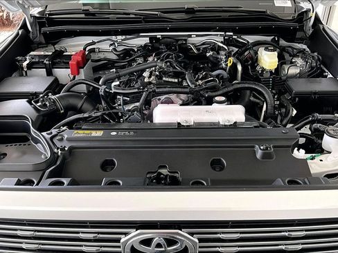 New 2026 Toyota 4Runner Limited AWD/4WD image 11