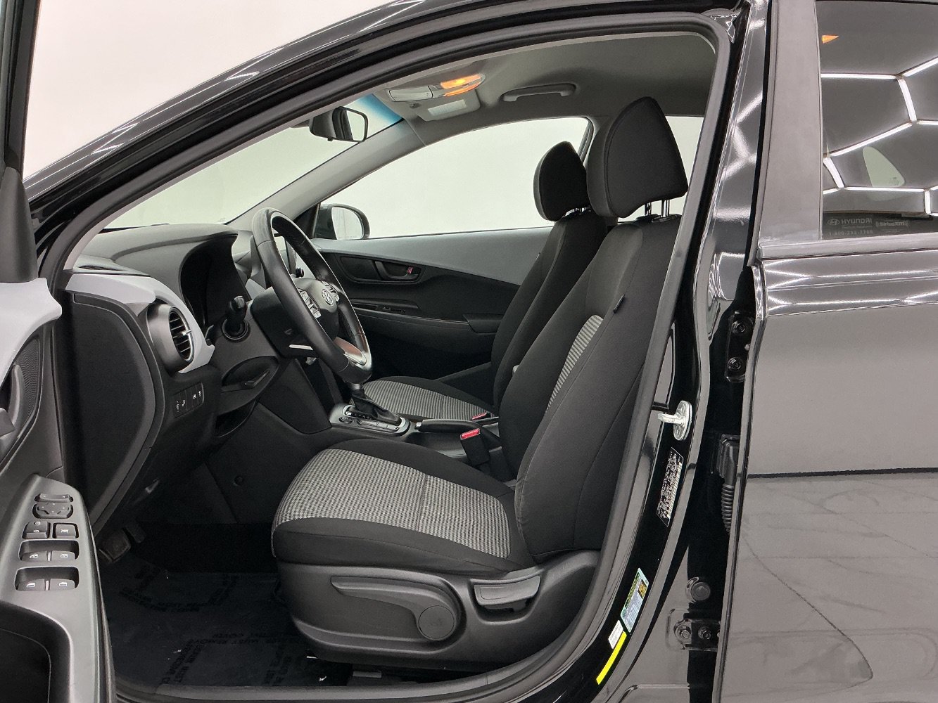 Used 2019 Hyundai Kona SEL FWD image 14