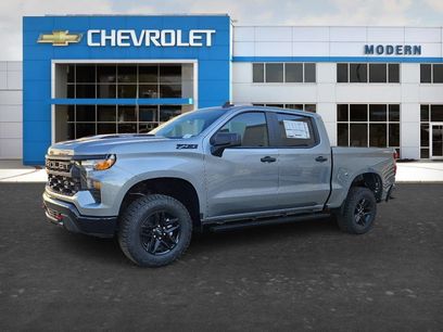 New 2026 Chevrolet Silverado 1500 Custom Trail Boss w/ LPO, Dark Essentials Package