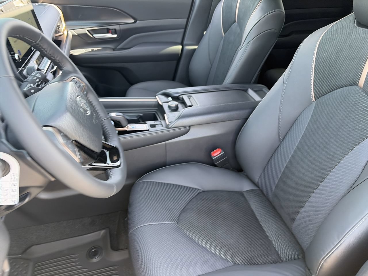 New 2026 Toyota Grand Highlander AWD Hybrid image 18