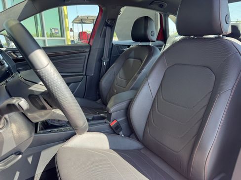 Used 2023 Volkswagen Jetta GLI Autobahn w/ GLI Black Package image 33