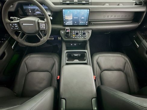 Used 2024 Land Rover Defender 110 Carpathian Edition image 19