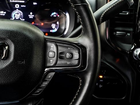 Used 2024 RAM 2500 Limited image 32