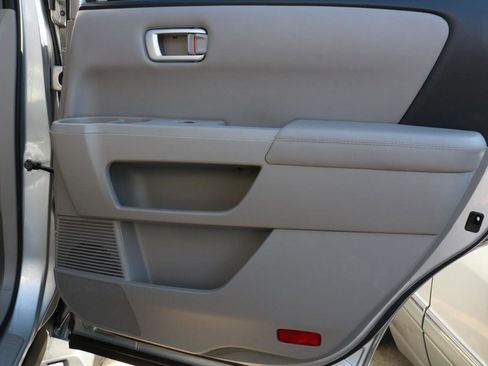 Used 2014 Honda Pilot Touring image 36