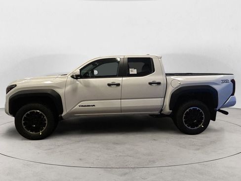 New 2026 Toyota Tacoma TRD Off-Road AWD/4WD image 2