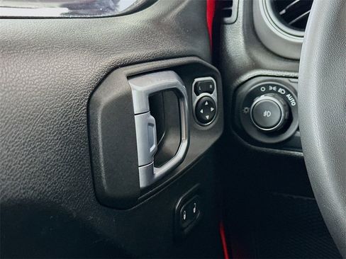 Used 2023 Jeep Wrangler Sport S image 13