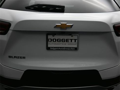 Used 2025 Chevrolet Blazer LT image 10