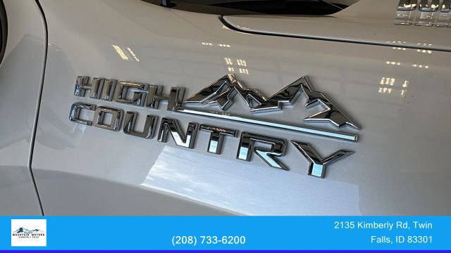 Used 2024 Chevrolet Silverado 1500 High Country w/ Technology Package AWD/4WD image 9