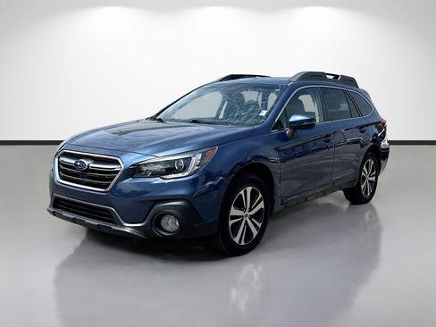 Used 2019 Subaru Outback 3.6R Limited AWD/4WD image 7