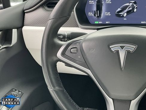 Used 2018 Tesla Model X 75D image 40