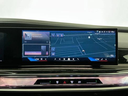 Used 2024 BMW i7 eDrive50 w/ M Sport Package RWD image 11