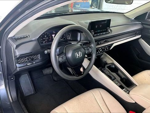 Used 2025 Honda Accord LX image 14