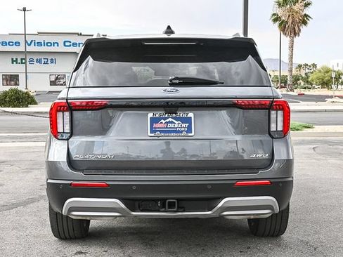 Certified 2025 Ford Explorer Platinum w/ LUX Leather Package AWD/4WD image 8