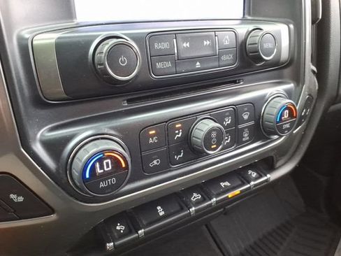 Used 2018 Chevrolet Silverado 1500 LT w/ Rally 2 Edition AWD/4WD image 23