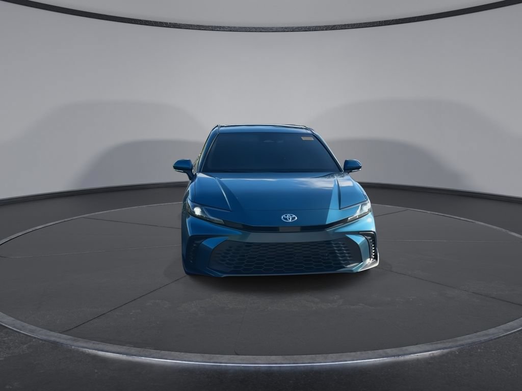 Certified 2025 Toyota Camry SE FWD image 3