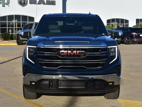 Used 2024 GMC Sierra 1500 SLT w/ SLT Premium Plus Package image 2