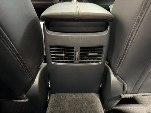 Certified 2025 MAZDA CX-30 AWD 2.5 S w/ Select Sport Pkg image 38