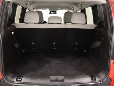 Used 2022 Jeep Renegade Latitude image 19