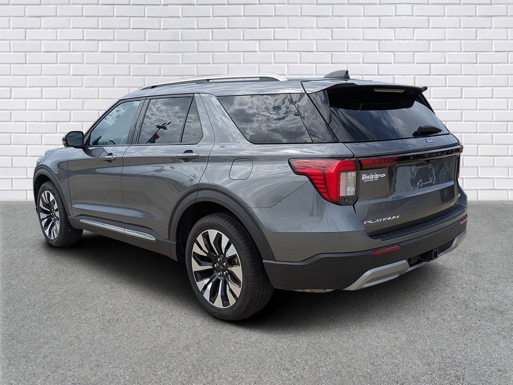 Used 2025 Ford Explorer Platinum w/ LUX Leather Package AWD/4WD image 3