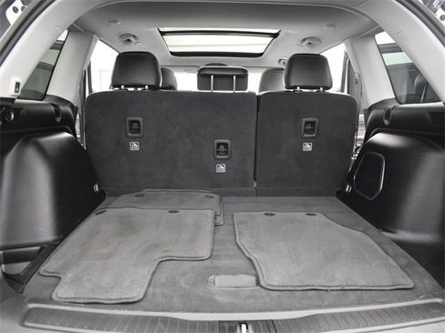 Used 2022 Jeep Grand Cherokee Limited image 7