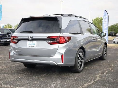 New 2026 Honda Odyssey EX-L image 6