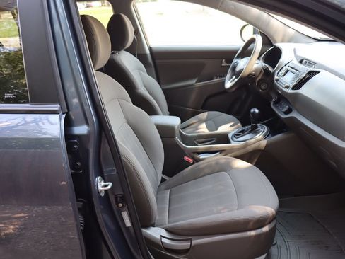 Used 2011 Kia Sportage LX w/ Convenience Pkg FWD image 22
