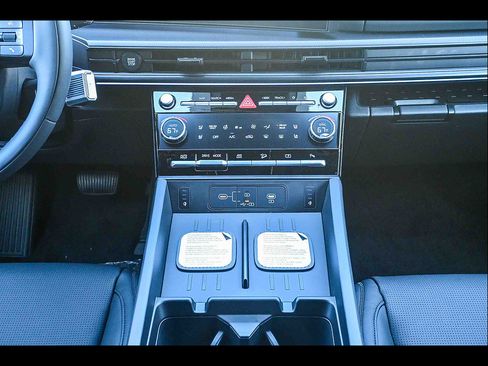 New 2026 Hyundai Santa Fe Calligraphy AWD/4WD image 16