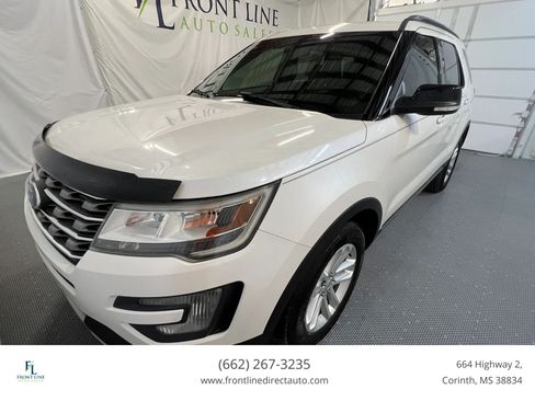 Used 2016 Ford Explorer XLT w/ Equipment Group 202A FWD image 3